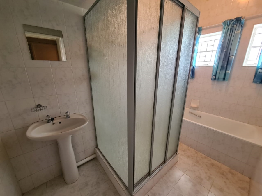 To Let 3 Bedroom Property for Rent in Hospitaalheuwel Free State